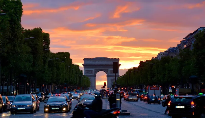 Paris tour with interesting places 7