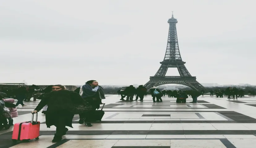 Paris tour with interesting places 4
