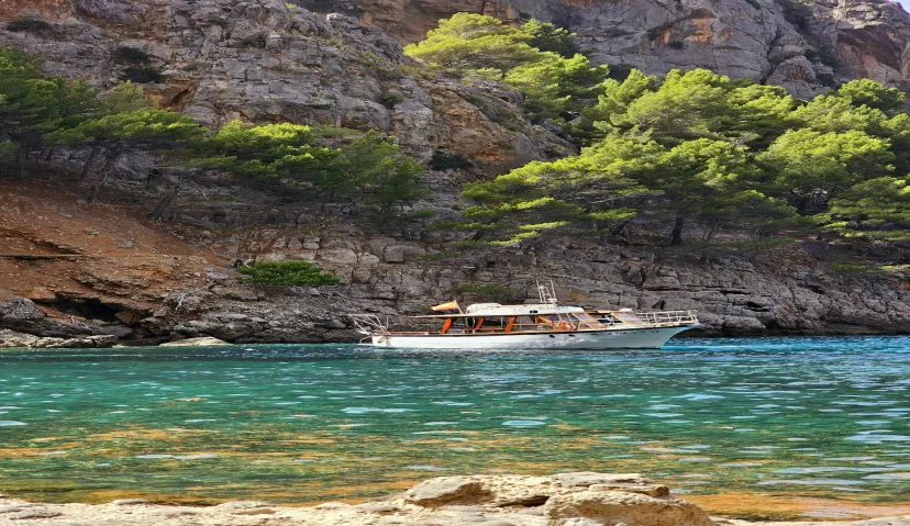 Ibiza Beach Hopping Cruise with Paddleboards 1