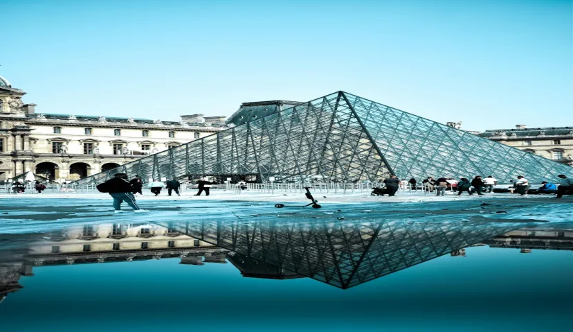 Paris tour with interesting places 5